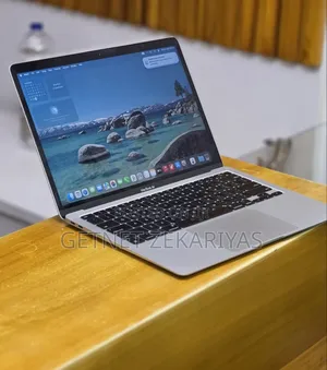 New Laptop Apple MacBook Air 2020 M1 8GB Apple M1 SSD 256GB
