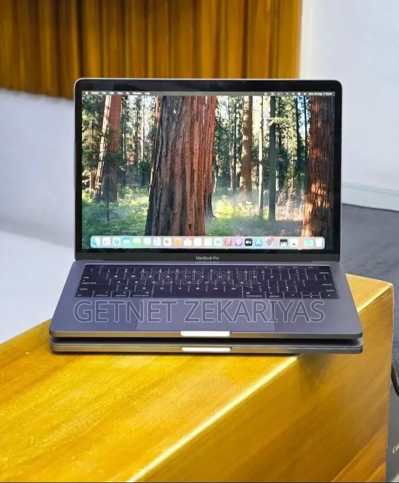 New Laptop Apple MacBook Pro 2019 16GB Intel Core i5 SSD 512GB