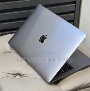 New Laptop Apple MacBook Pro 2019 16GB Intel Core i5 SSD 512GB