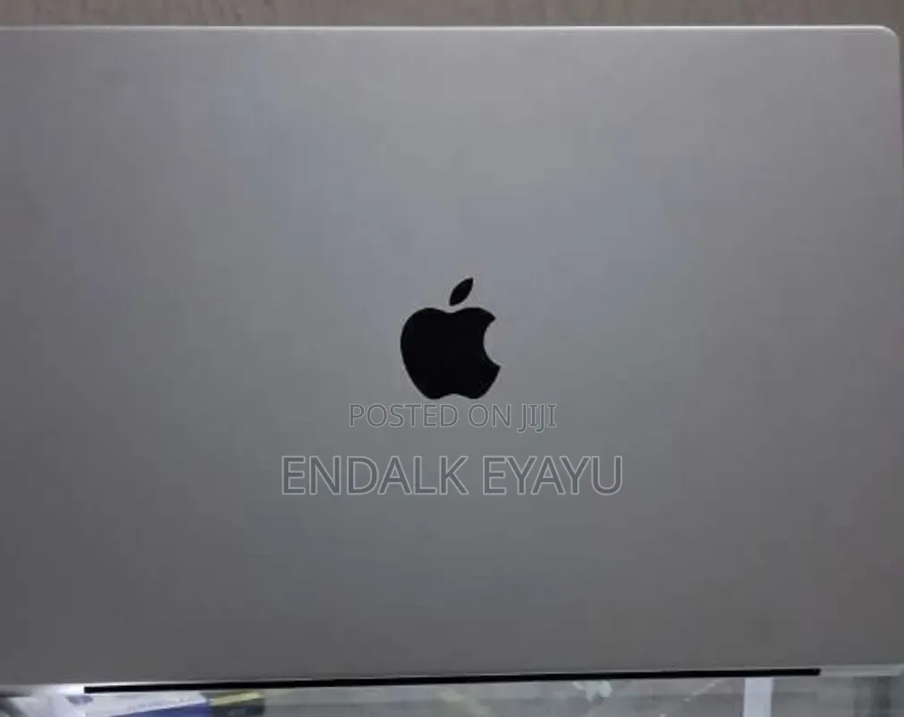 New Laptop Apple MacBook Pro 2021 M1 32GB Apple M1 Pro SSD 512GB