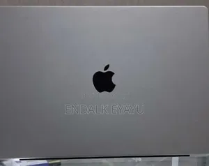New Laptop Apple MacBook Pro 2021 M1 32GB Apple M1 Pro SSD 512GB