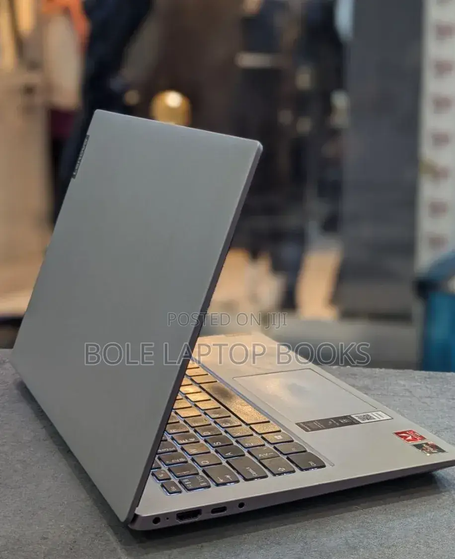 Laptop Lenovo IdeaPad S340 8GB AMD Ryzen 3 SSD 256GB