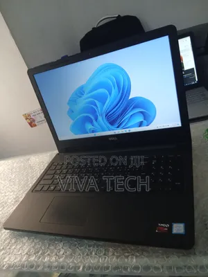 New Laptop Dell Inspiron 15 8GB Intel Core i5 SSD 256GB