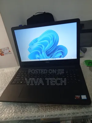 New Laptop Dell Inspiron 15 8GB Intel Core i5 SSD 256GB