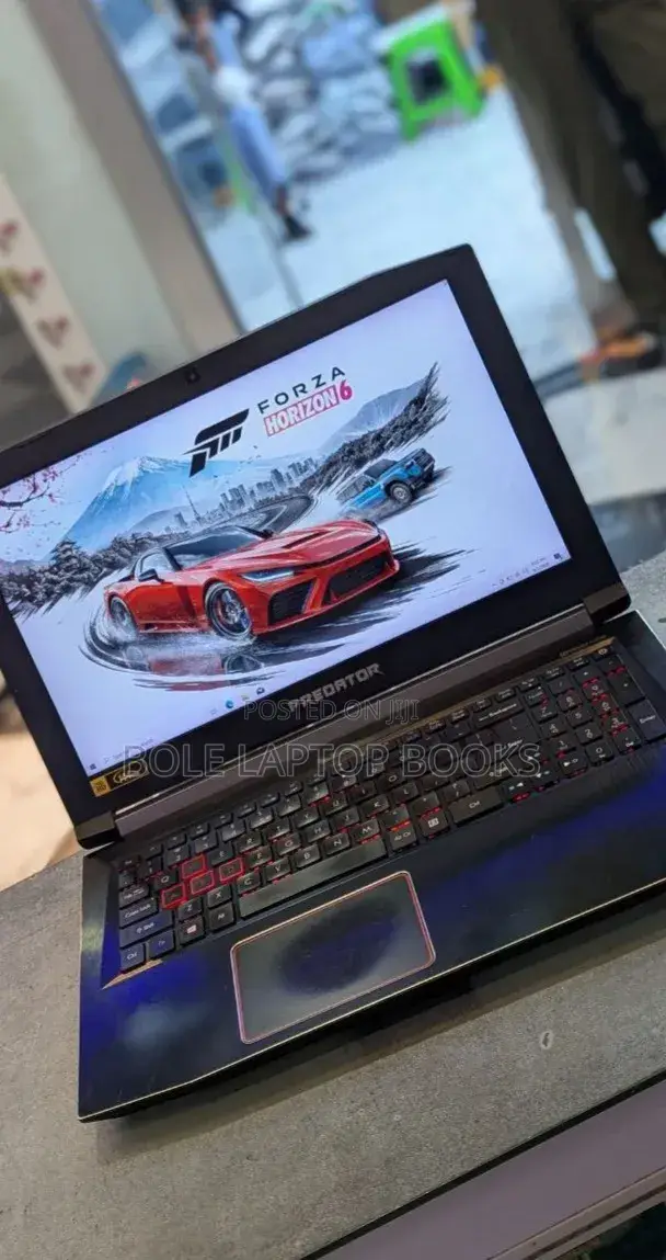 Laptop Acer Predator Helios Neo 16 8GB Intel Core i7 SSD 256GB