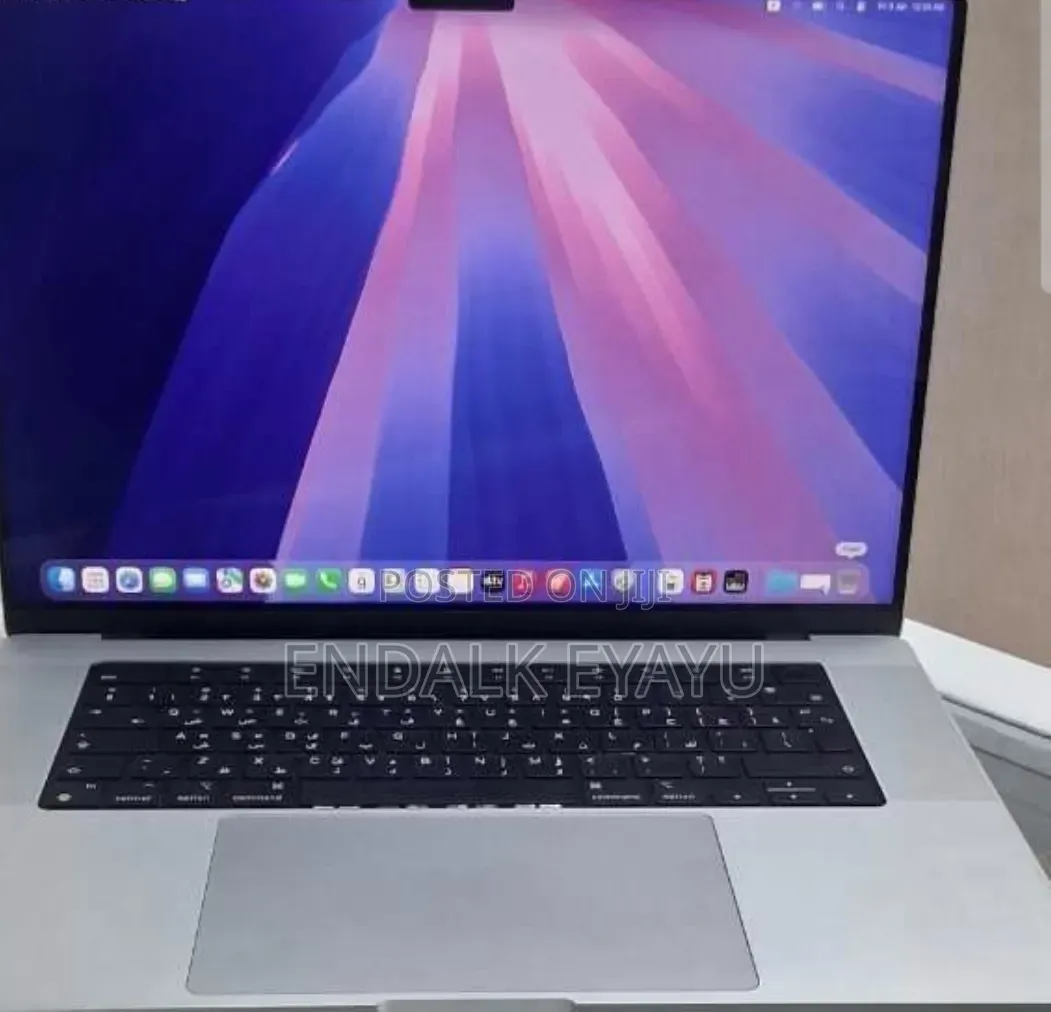 New Laptop Apple MacBook Pro 2021 M1 32GB Apple M1 Pro SSD 512GB
