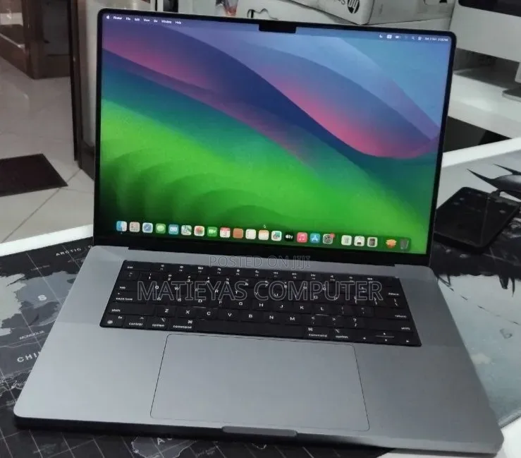 New Laptop Apple MacBook Pro 2021 M1 32GB Apple M1 Max SSD 1T