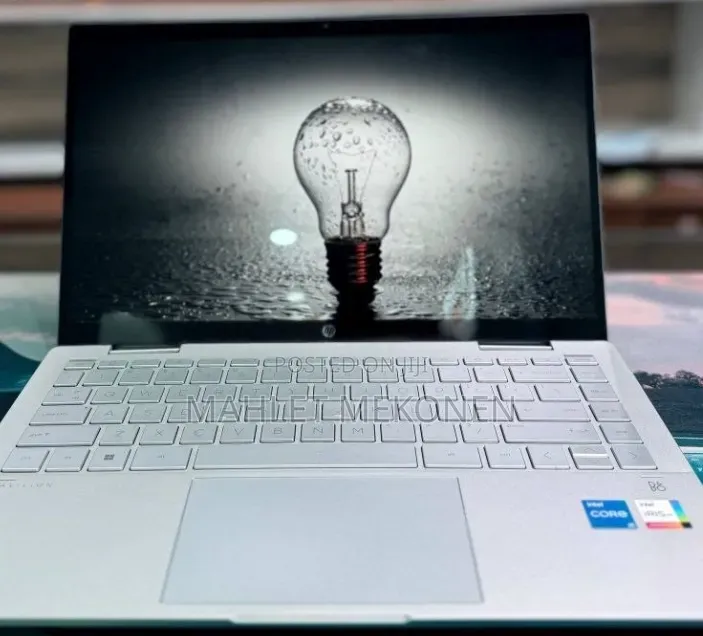New Laptop HP Pavilion x360 16GB Intel Core i5 SSD 512GB