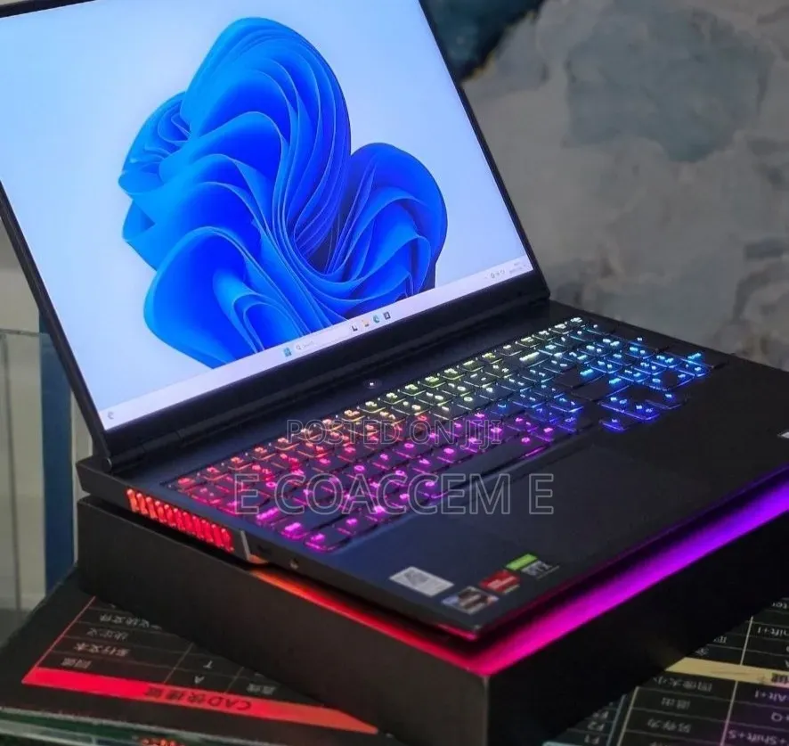 New Laptop Lenovo 32GB AMD Ryzen 9 SSD 1T