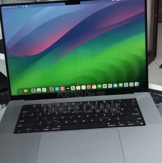 New Laptop Apple MacBook Pro 2021 M1 Max 32GB Apple M1 Max SSD 1T
