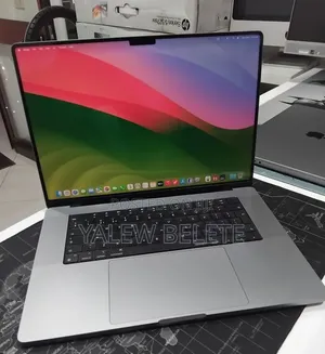 New Laptop Apple MacBook Pro 16GB Apple M4 SSD 512GB