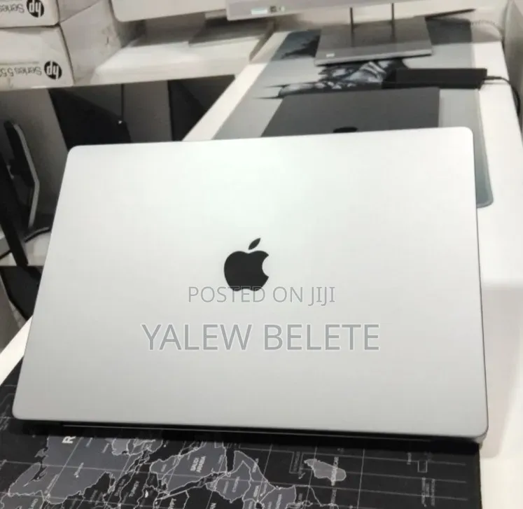 New Laptop Apple MacBook Pro 16GB Apple M4 SSD 512GB