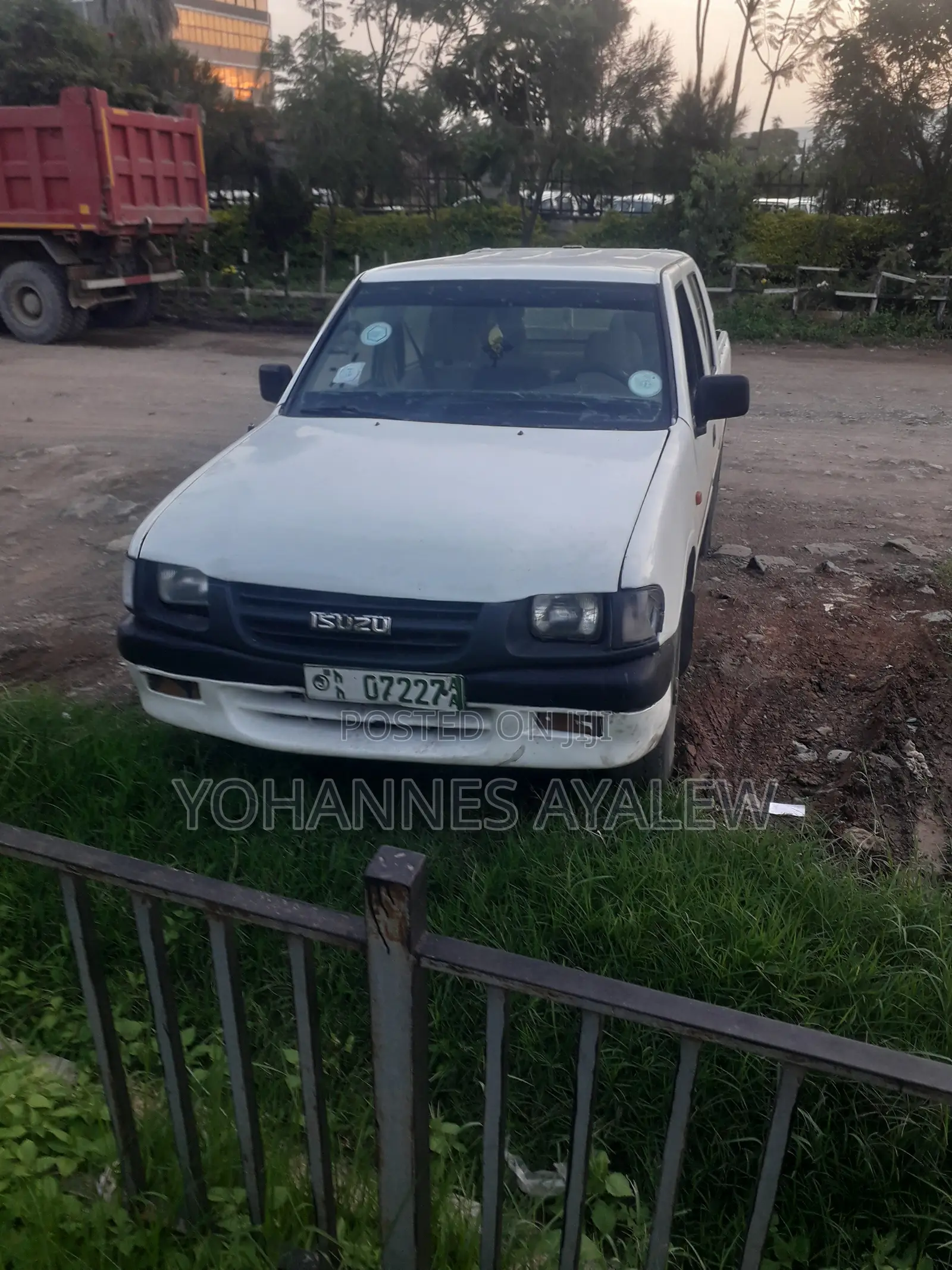 Isuzu KB 1998 White