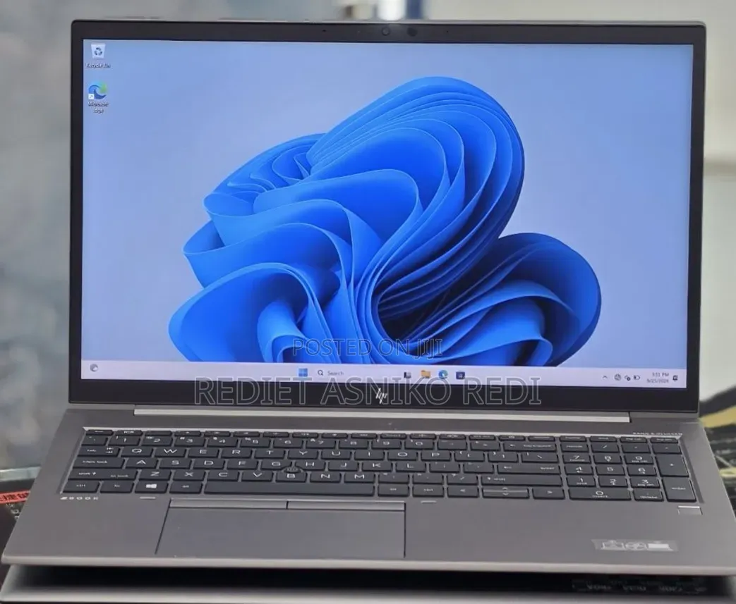 New Laptop HP ZBook 15 16GB Intel Core i5 SSD 512GB