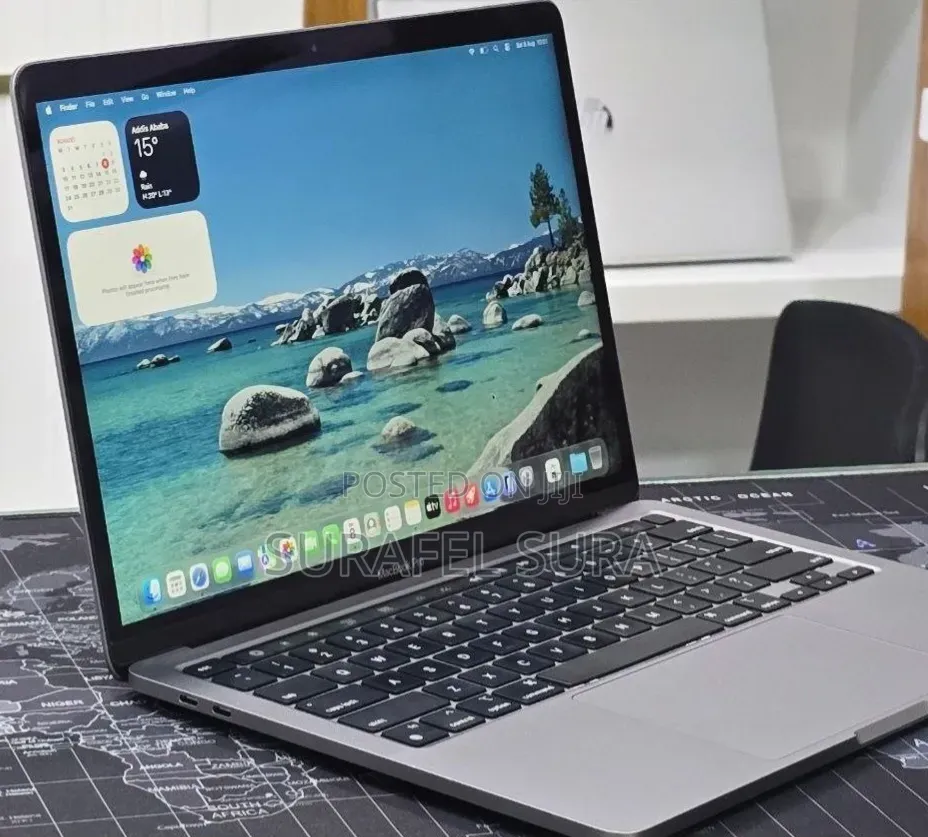 New Laptop Apple MacBook Pro 2022 M2 16GB Apple M2 SSD 256GB