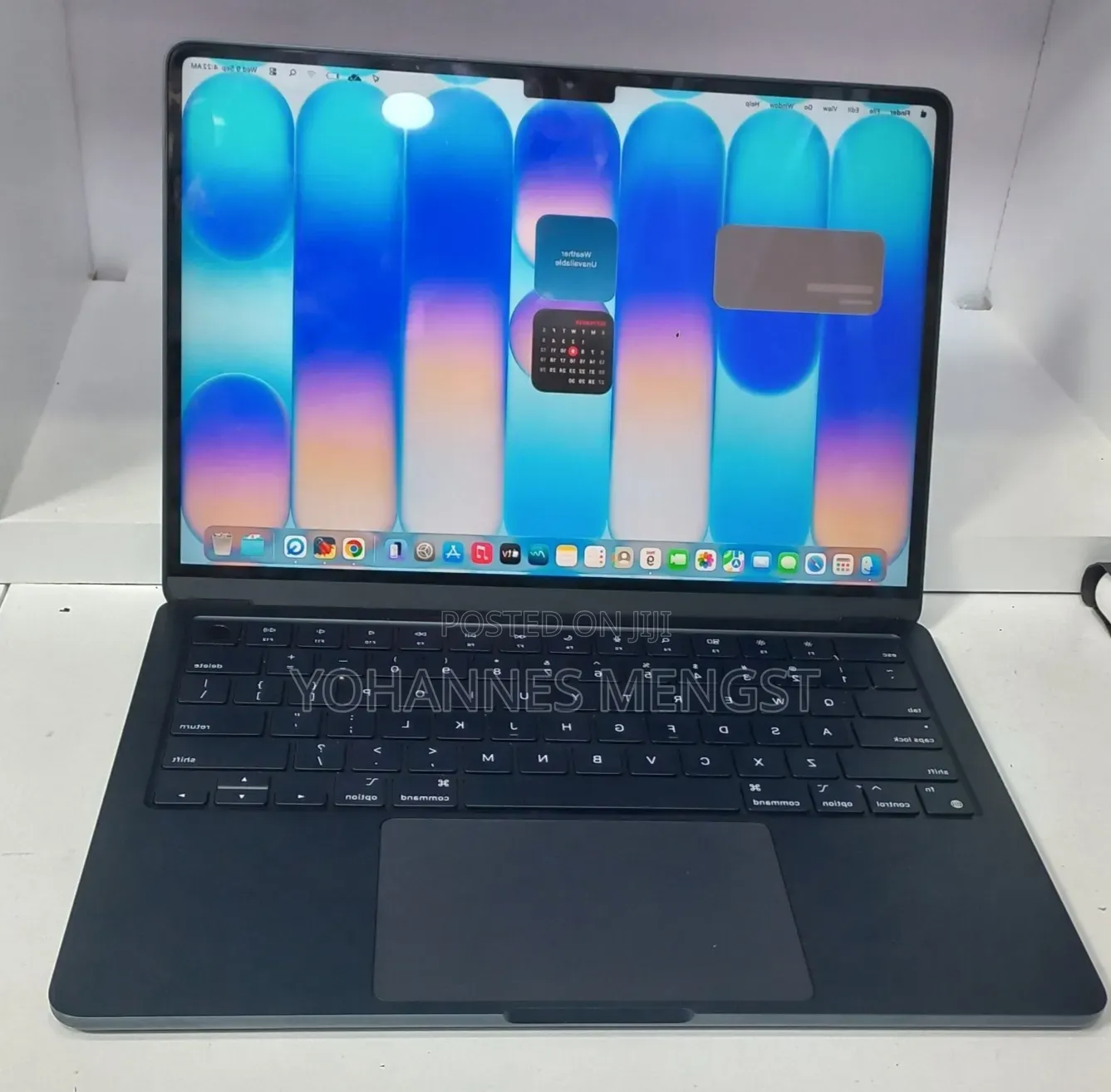 New Laptop Apple MacBook Air 2022 M2 8GB Apple M2 SSD 256GB