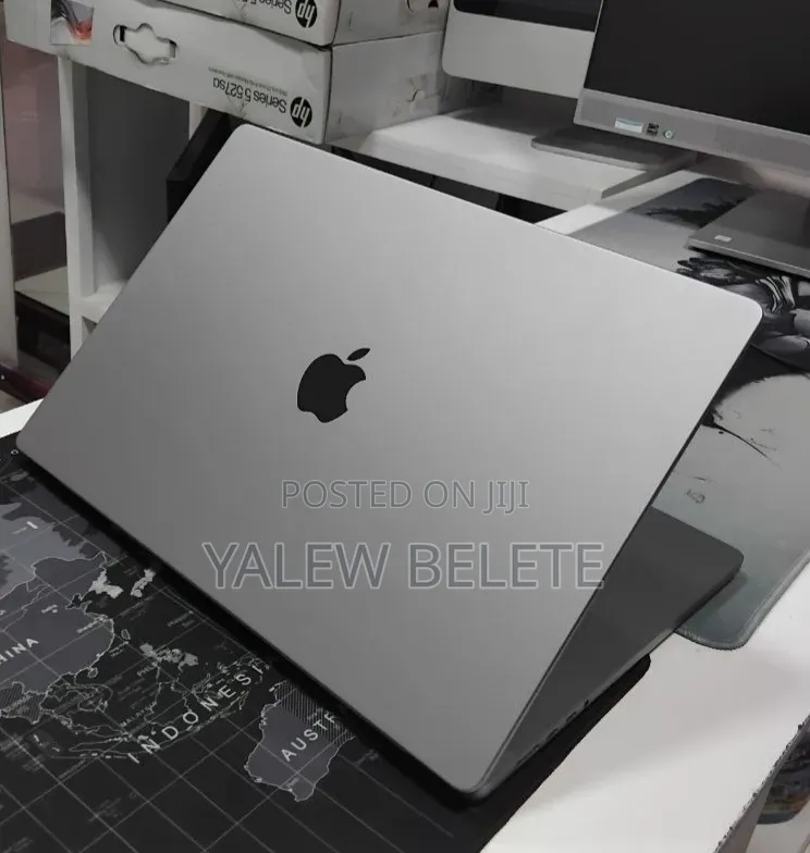 New Laptop Apple MacBook Pro 32GB Apple M1 Max SSD 1T
