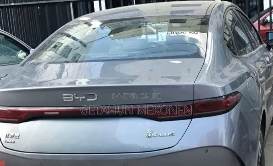 BYD Qin Plus DM-i 2025 Gray