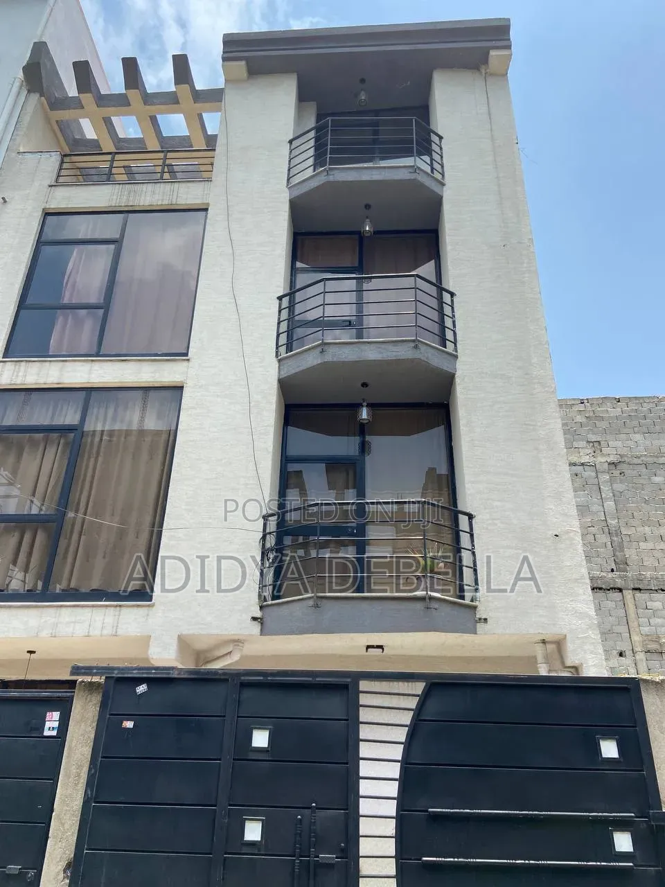 15bdrm House in Alem Bank, Akaky Kaliti for sale