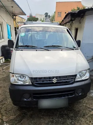 Suzuki Eeco 2024 Silver
