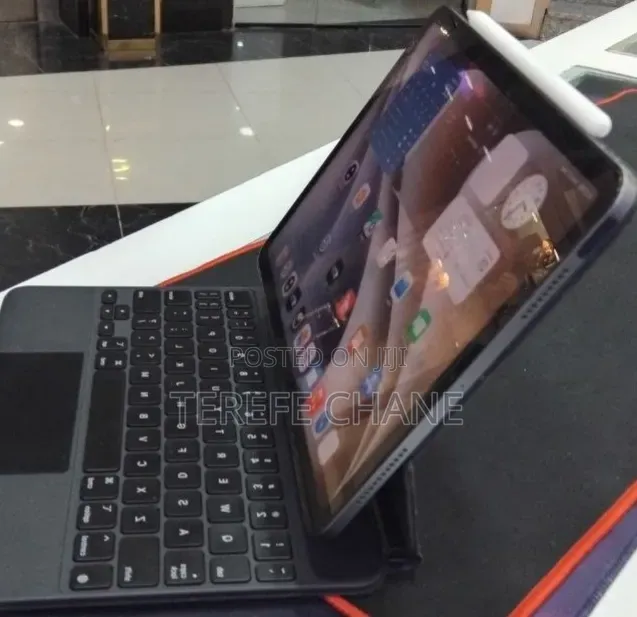 New Apple iPad 10.2 (2021) 256 GB