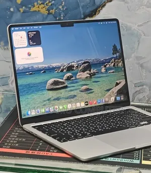 New Laptop Apple MacBook Air 2022 M2 8GB Apple M2 SSD 256GB