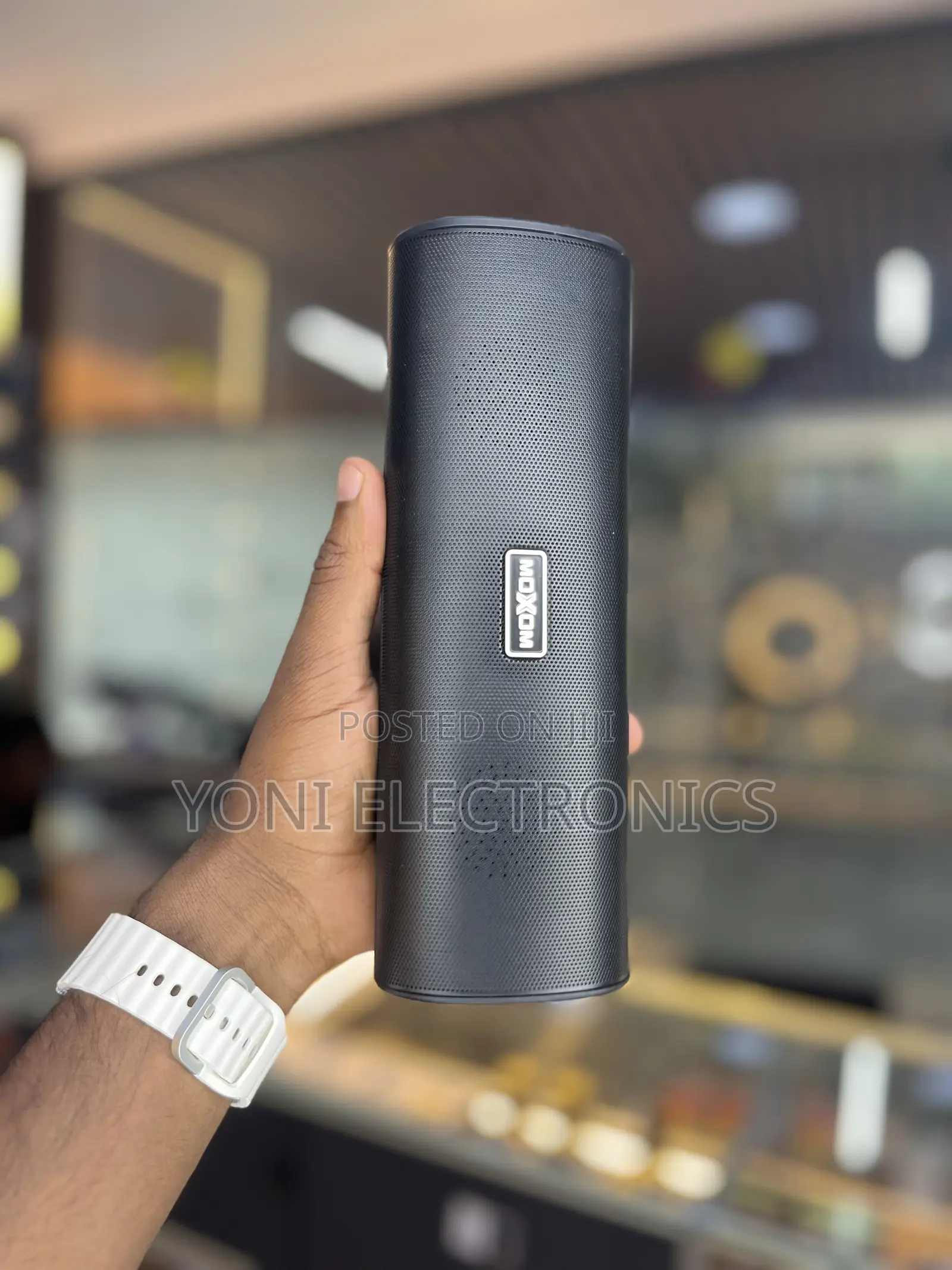 MOXOM Portable Wireless Speaker