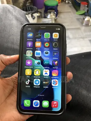 New Apple iPhone 11 128 GB White