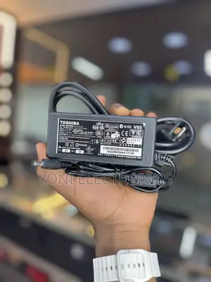 Toshiba 65W AC/DC Power Adapter (Model SADP-65KBA)