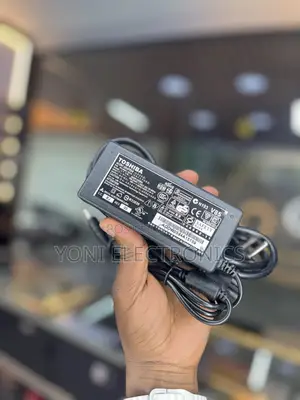 Toshiba 65W AC/DC Power Adapter (Model SADP-65KBA)