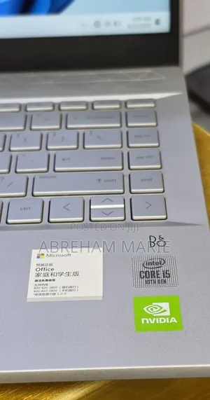 New Laptop HP Pavilion 14 8GB Intel Core i5 SSD 512GB