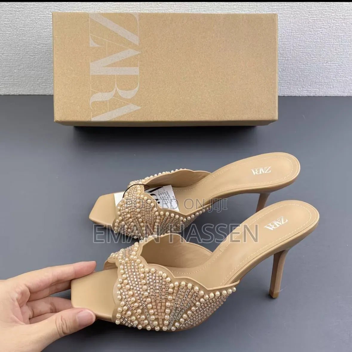 Zara on Hand