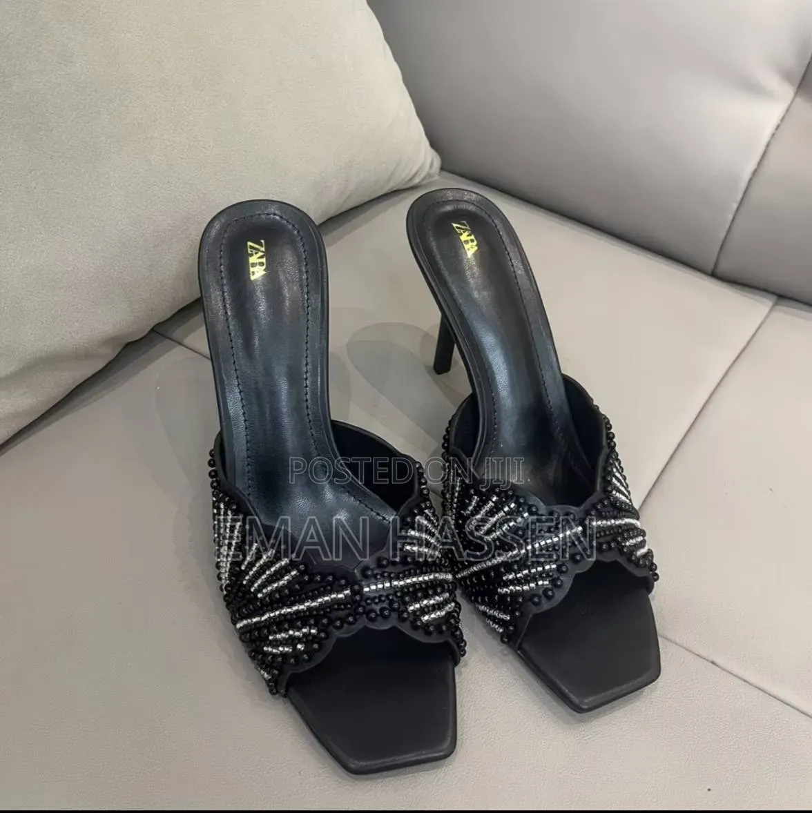 Zara on Hand