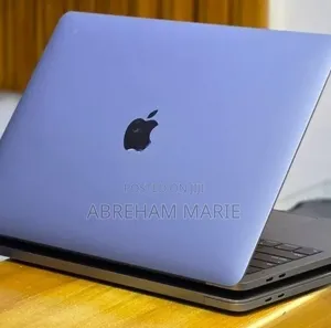 New Laptop Apple MacBook Pro 2019 16GB Intel Core i7 SSD 512GB
