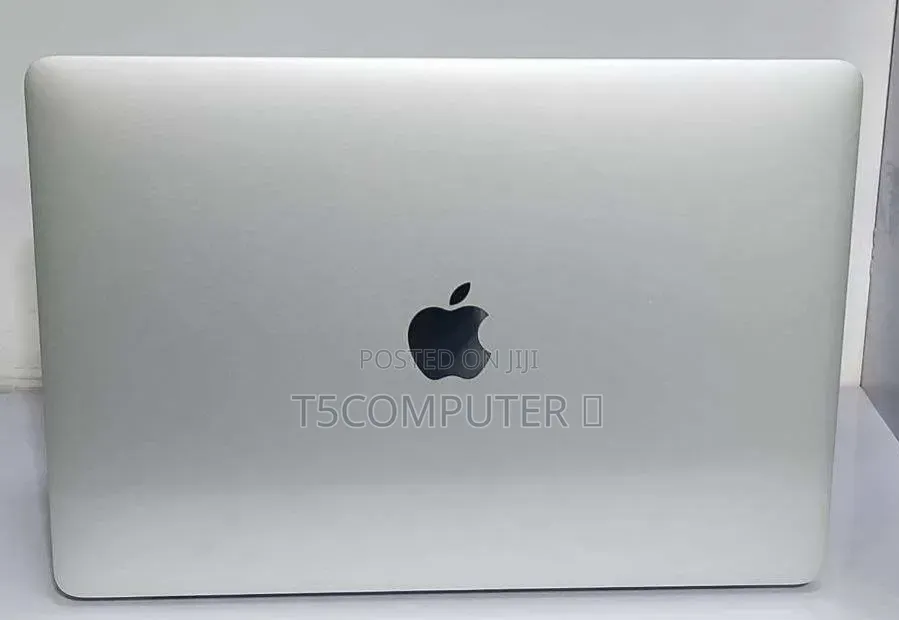 New Laptop Apple MacBook Pro 2020 16GB Intel Core i7 SSD 512GB