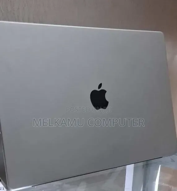 New Laptop Apple MacBook Pro 2021 M1 32GB Apple M1 SSD 512GB