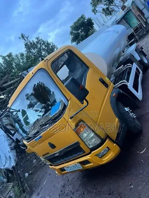 CNHTC Howo 2016 Yellow