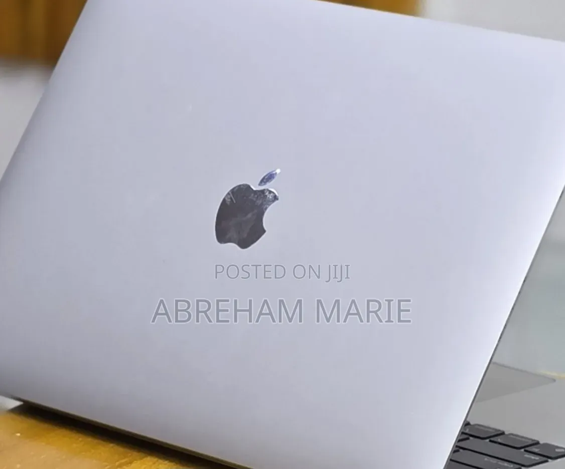 New Laptop Apple MacBook Air 2020 M1 8GB Apple M1 SSD 256GB