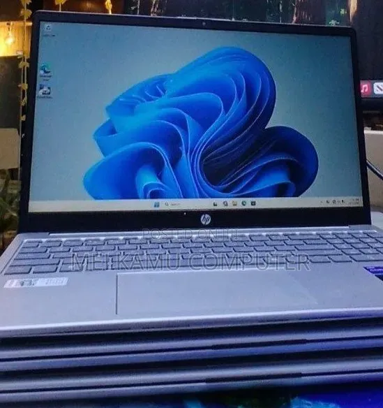 New Laptop HP Stream Notebook 16GB Intel Core i7 SSD 1T