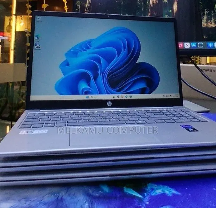 New Laptop HP Stream Notebook 16GB Intel Core i7 SSD 1T