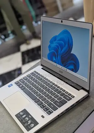 Laptop Acer AcerNote 4GB Intel Celeron SSD 160GB