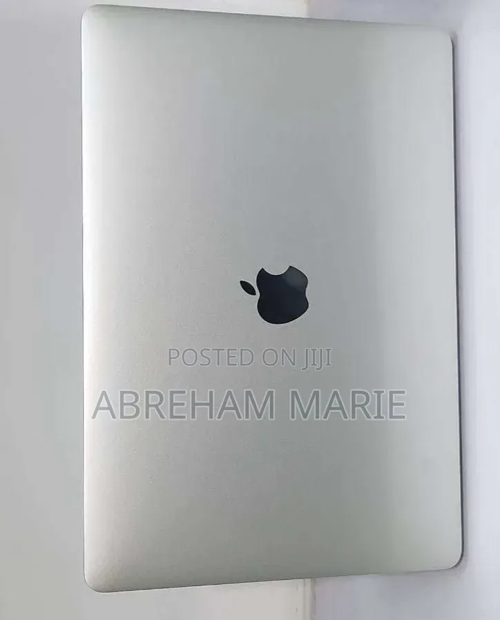 New Laptop Apple MacBook Pro 2020 16GB Intel Core i7 SSD 512GB
