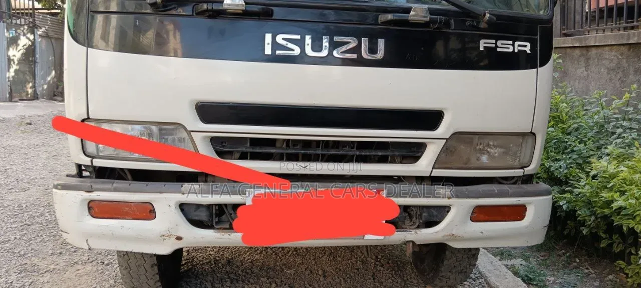 2014 ሞዴል Isuzu FSR ሞተር ያልፈታ