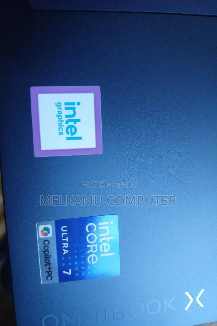 New Laptop HP OmniBook 7 14" 16GB Intel Core Ultra 7 SSD 1T