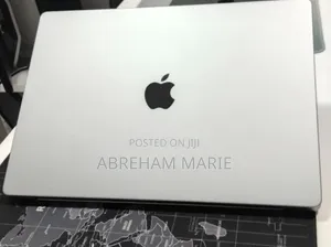 New Laptop Apple MacBook Pro 2024 M4 Pro 16GB Apple M4 Pro SSD 512GB
