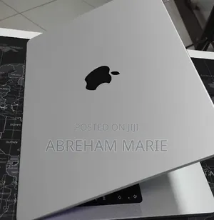 New Laptop Apple MacBook Pro 2024 M4 Pro 16GB Apple M4 Pro SSD 512GB