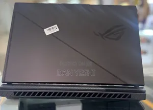 New Laptop Asus ROG Strix G16 16GB Intel Core i7 SSD 1T
