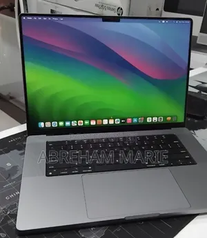 New Laptop Apple MacBook Pro 2021 M1 Max 32GB Apple M1 Max SSD 1T