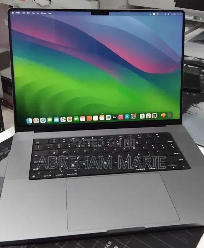 New Laptop Apple MacBook Pro 2021 M1 Max 32GB Apple M1 Max SSD 1T