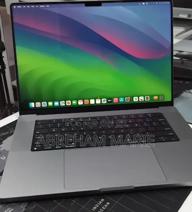 New Laptop Apple MacBook Pro 2021 M1 Max 32GB Apple M1 Max SSD 1T